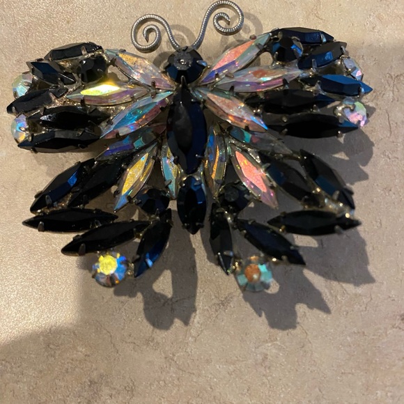 Vintage Marie Ferra Butterfly Pin/Brooch Signed - Picture 6 of 7